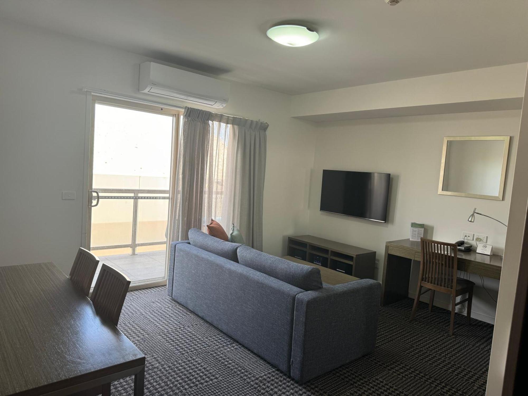 Quest Shepparton Aparthotel Exterior photo