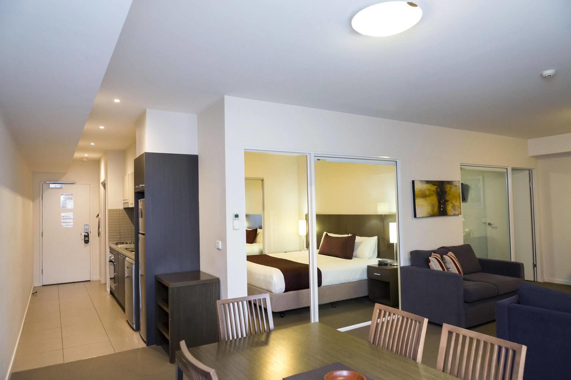 Quest Shepparton Aparthotel Exterior photo